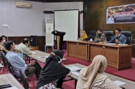 Sekda Enrekang Pimpin Rakor TPID dan Satgas Pangan, Stabilkan Harga Selama Ramadan