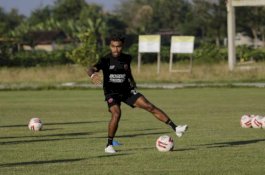 Perebutan Juara 3, Pemain PSM Makassar Punya Motivasi Tinggi Taklukkan PSS Sleman