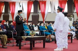 Yohanis-Frederik Resmi Menjabat Bupati dan Wakil Bupati Toraja Utara