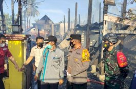 3 Rumah Terbakar di Wajo, 1 Orang Tewas Terpanggang