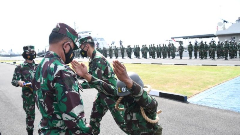 Wadan Kodiklatal Buka Dikmaba dan Dikmata PK TNI AL Tahun 2021 Satdik-2 Makassar
