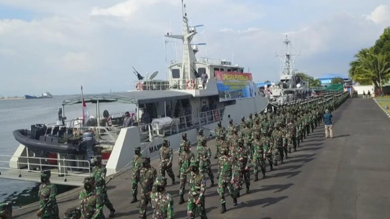 Tiga Kapal Perang TNI AL Kawal Pembukaan Dikmaba Dan Dikmata Satdik-2 Makassar