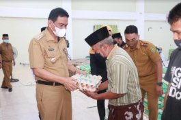 Bupati Barru Lepas Distribusi 7000 Paket Logistik Baznas