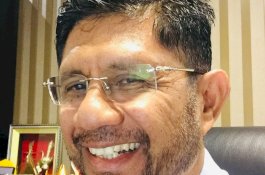 Uji Materi UU KPK Baru Akan Diputus Hari Ini, Laode Syarif Curiga MK Cari-Cari Alasan