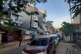 Diduga Munarman Terlibat Baiat ISIS, Densus 88 Geledah Bekas Markas FPI di Makassar