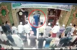 Pengakuan Imam Salat Subuh yang Dipukul saat Sedang Membaca Doa Qunut