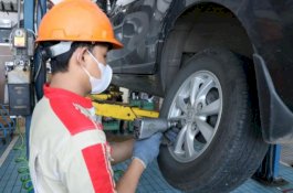 Kalla Toyota Siapkan Parsel Lebaran, Isinya Kampas Rem, Suspensi, dan Aki