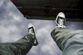 Bikin Video Menari untuk Media Sosial, Wanita Ini Tewas Jatuh dari Lantai 25 Apartemen