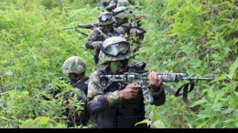 Ilustrasi TNI memburu KKB Papua. (Sumber: Dok. TNI)