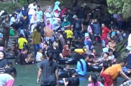 Wisata Permandian Leang Lonrong Pangkep Ramai Pengunjung, Tak Ada Protokol Kesehatan