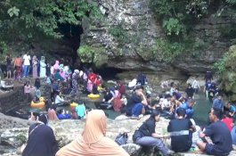 Tempat Wisata Padat Pengunjung, padahal Pemkab Pangkep Keluarkan Edaran Larangan Buka
