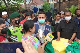 Diduga Ledakan Kompor Gas, 6 Unit Rumah Terbakar di Karuwisi