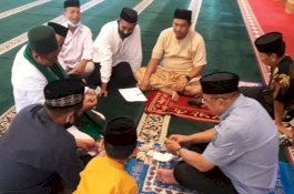 Masjid Agung Jeneponto Donasikan Hasil Kotak Amal Jemaah untuk Palestina