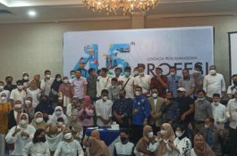 Lembaga Pers Mahasiswa Profesi UNM Rayakan Milad Ke-45 Tahun