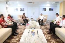 Menpora Dorong Kementerian PUPR Bantu Anggaran Pembangunan Stadion Mattoanging