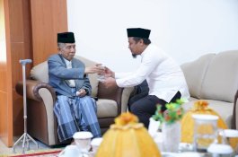 Plt Gubernur Sulsel Cerita Pertemuan Terakhirnya dengan Almarhum AGH Sanusi Baco