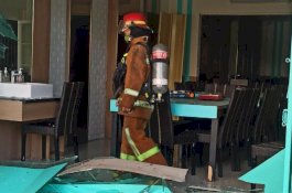 Cek Tabung Gas Tiba-Tiba Meledak, 5 Karyawan Sogogi Makassar Dilarikan ke RS