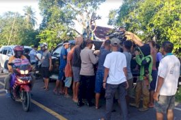 Ditabrak Dua Mobil Secara Beruntun di Tikungan Tajam, Pasangan Suami Istri Tewas di Wajo