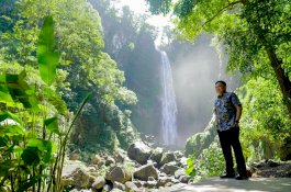 Bupati Bantaeng Poles Obyek Wisata Air Terjun Bissappu