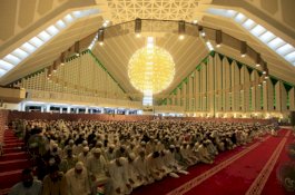 Jumlah Masjid dan Jemaah Salat Jumat di AS Meningkat