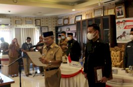 Bupati Jeneponto Lantik dan Sumpah Pejabat, Sekwan DPRD Dimutasi Jadi Staf Ahli