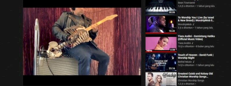 Pria Ini Ambil Kerangka Pamannya yang Meninggal Lalu Dijadikan Gitar Metal