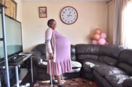  Ibu Super, Perempuan di Afrika Selatan Lahirkan 10 Bayi Sekaligus