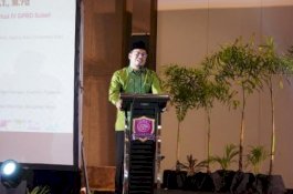 Hadiri Wisuda Akbar, Wakil Ketua DPRD Sulsel Sebut Spidi Lahirkan Perempuan Hebat Masa Depan