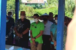 Kunjungi Rammang-Rammang, Sandiaga Uno Siap Bangkitkan Pariwisata dan Ekonomi Kreatif