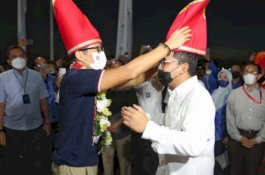 Dijamu Danny Pomanto di Atas Pinisi, Sandiaga Uno Sebut F8 Kebangkitan Pariwisata dari Indonesia Timur