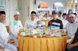 Rektor UNM Tuan Rumah, Program Subuh Keliling di Masjid Nurul Ilmi Catat Rekor