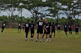 Resmi Gabung PSM Makassar, Ini Video Ngerinya Gocekan dan Tendangan Anco Jansen