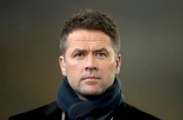 Berhasil Minta Foto Telanjang, Begini Bunyi Pesan Michael Owen saat Goda Aktris TV