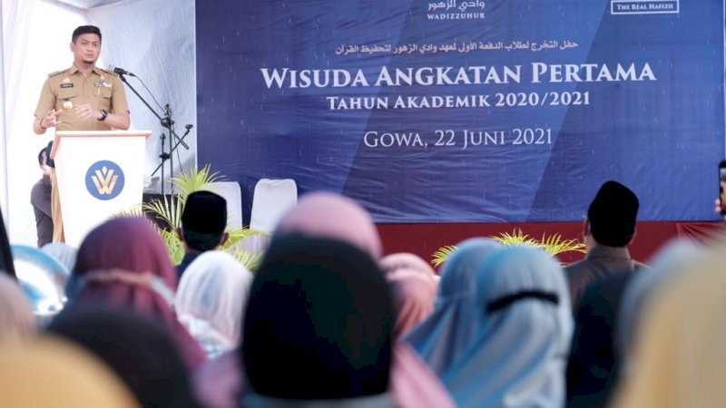 Bupati Gowa Salurkan Bantuan Rp100 Juta untuk Pembangunan Pesantren Wadizzuhur Bungaya