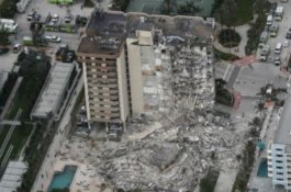 Gedung Apartemen Ambruk di AS, Sedikitnya 1 Tewas, 100 Masih Tertimbun