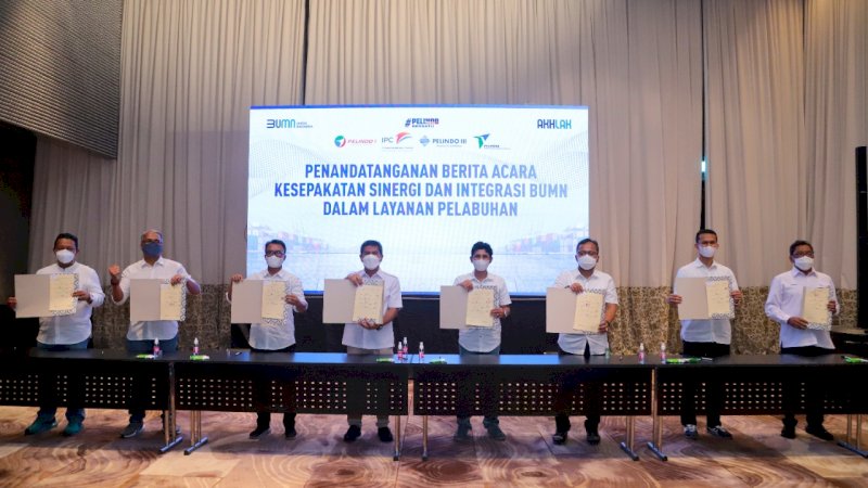 Penandatanganan berita acara kesepakatan yang dilakukan oleh Ketua Serikat Pekerja Pelabuhan Indonesia (SPPI) I, II, III, dan IV bersama Direktur Utama Pelindo I, II, III dan IV, di Bali, Kamis (24/6/2021).