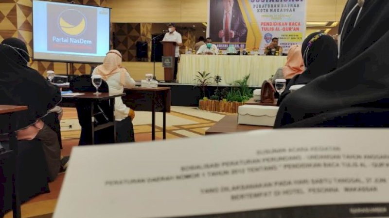 Guru Ngaji Mengeluh Kekurangan Al-Qur'an, Legislator DPRD Makassar Ini Jawab: Segera Kami Antarkan