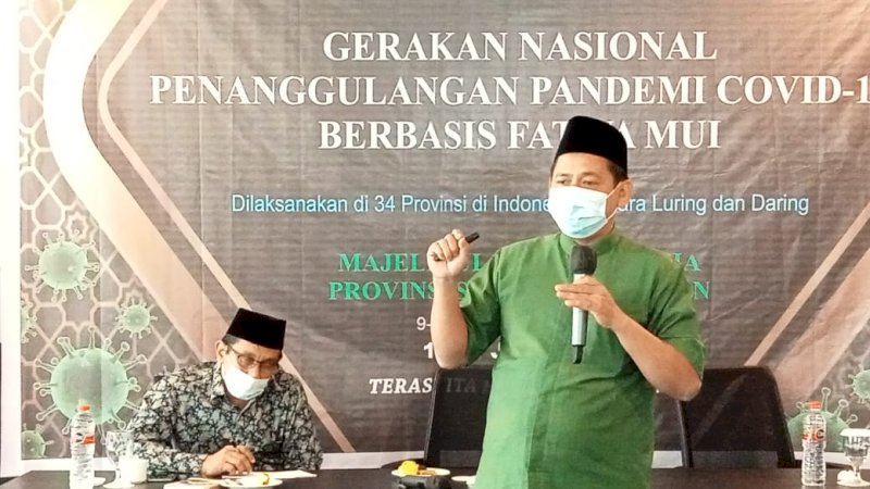 Sekretaris Komisi Fatwa MUI, Miftahul Huda saat memaparkan haramnya vaksin AstraZeneca di Hotel Teraskita Makassar, 19 Juni 2021 lalu.  