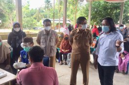 Wabup Luwu Utara Imbau Masyarakat Jangan Takut Divaksin COVID-19