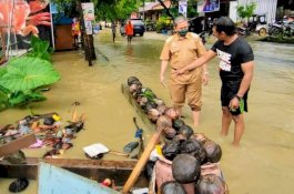 Instruksi Penanganan Banjir Bupati Wajo; Dinas PUPR Rehabilitasi Drainase, DLH Bersihkan Sampah