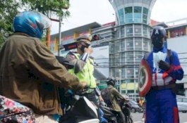 Ketika Superhero Ikut Kampanyekan Protokol Kesehatan di Makassar