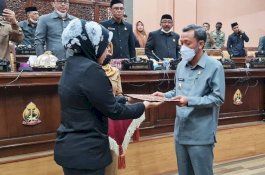 Tiga Buah Ranperda Inisiatif DPRD Disetujui, Wabup Jeneponto Sampaikan Apresiasi