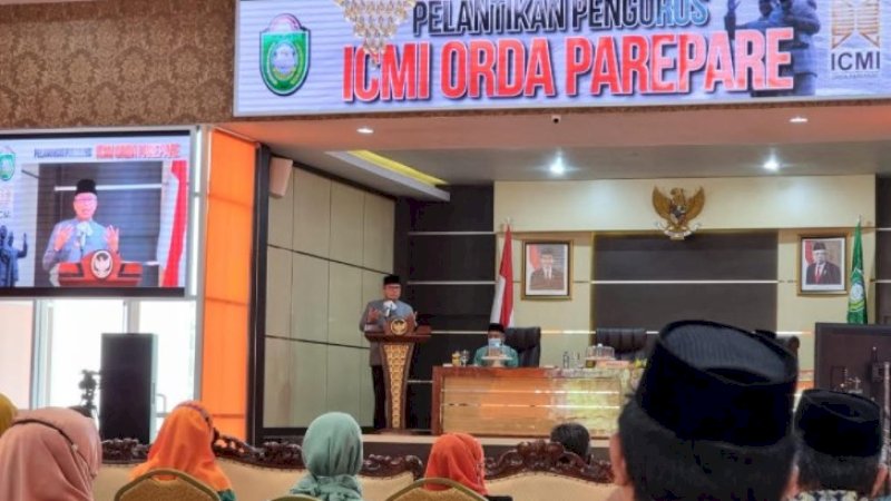 Taufan Pawe Hadiri Pelantikan ICMI Orda Kota Parepare Periode 2021-2026