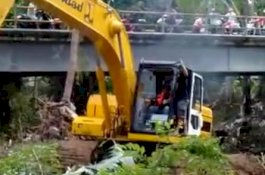 Amran Mahmud Minta Dinas PUPR Wajo dan BBWS-PJ Lakukan Normalisasi Sungai Lajokka