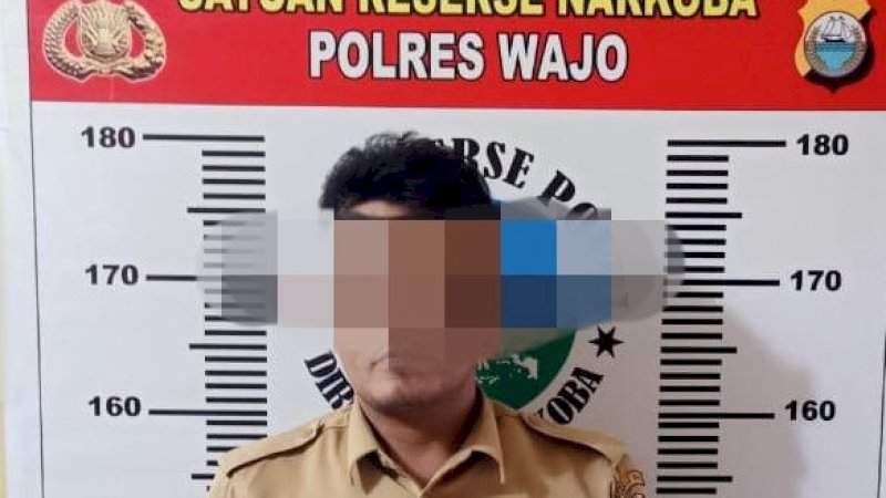 Berseragam Dinas Bawa Sabu-Sabu ke Kantor, Oknum ASN di Wajo Diamankan Polisi