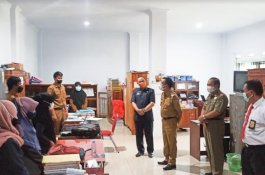 Sidak Kantor OPD, Wabup Barru Ingatkan ASN yang Tak Divaksin, Pembayaran TTP Ditunda