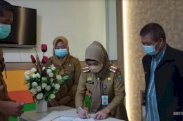 Manajemen RSUD Andi Makkasau Tanda Tangani Pakta Integritas WBK dan WBBM