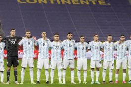 Hujan Kartu Kuning, Argentina Permalukan Brasil Sekaligus Akhiri Puasa Gelar Copa America