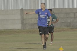 Pemain PSM Masih Individualistis, Milomir Seslija Ingin Lawan Uji Coba yang Lebih Kuat