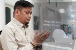 Dari Rumah Jabatan, Bupati Gowa Adnan Khusuk Doakan Indonesia